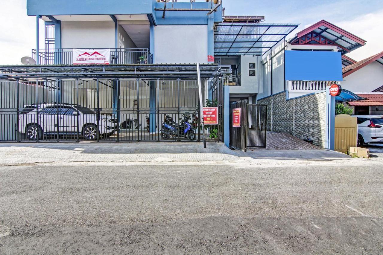 Oyo 90704 Nabila Residence Syariah Padang  Exteriér fotografie