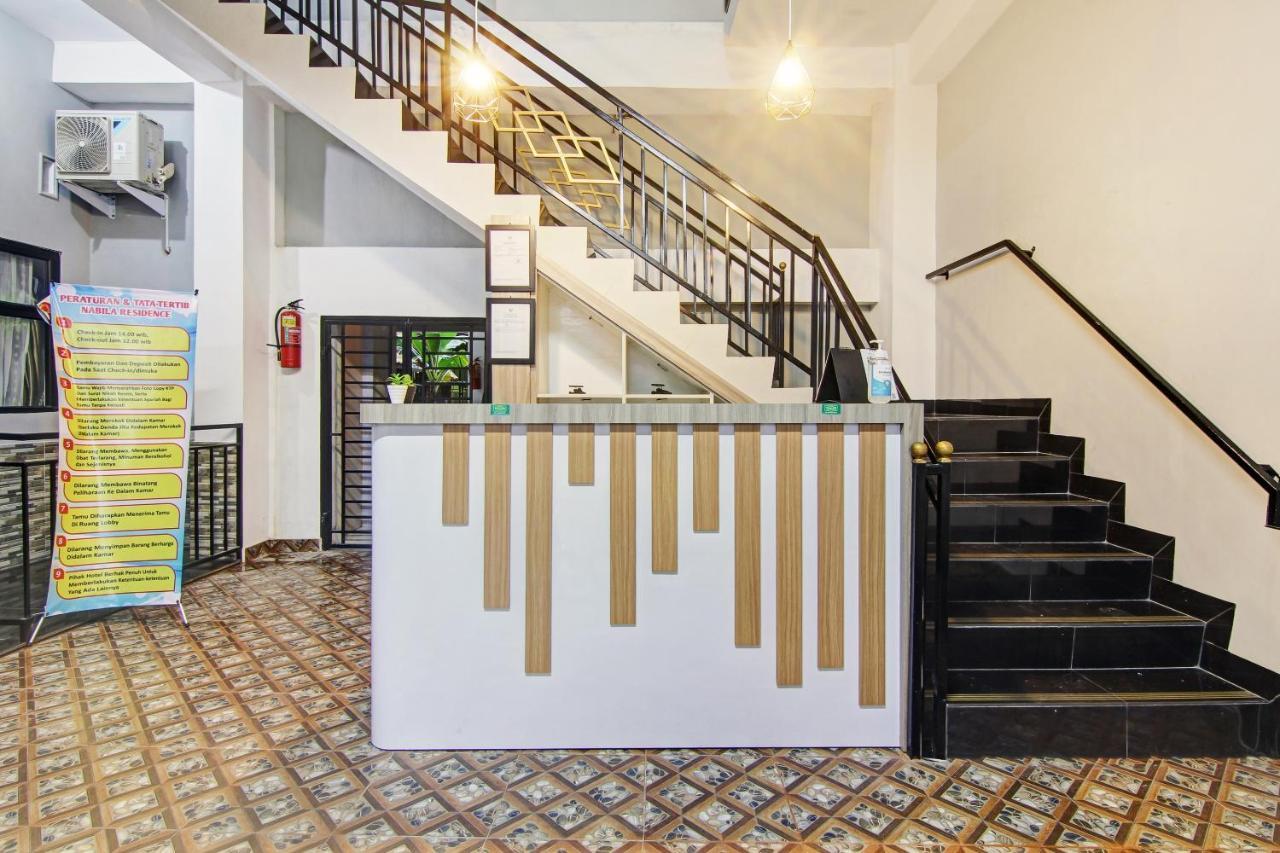 Oyo 90704 Nabila Residence Syariah Padang  Exteriér fotografie