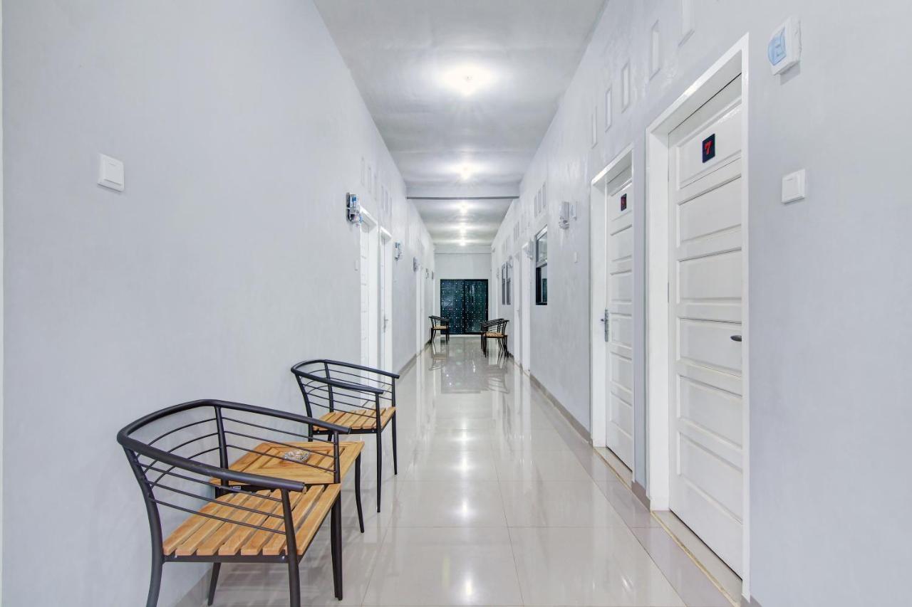 Oyo 90704 Nabila Residence Syariah Padang  Exteriér fotografie