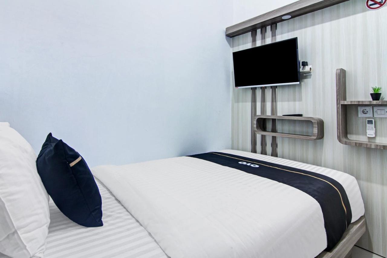 Oyo 90704 Nabila Residence Syariah Padang  Exteriér fotografie